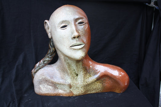 Bust sculpture
